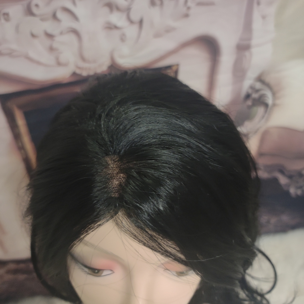 Wig - Picture 4 of 6